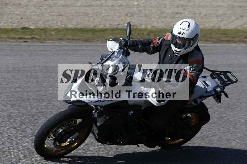 /01 02.04.2026 MAZ ADR/Gruppe gelb Gruppe gruen/1